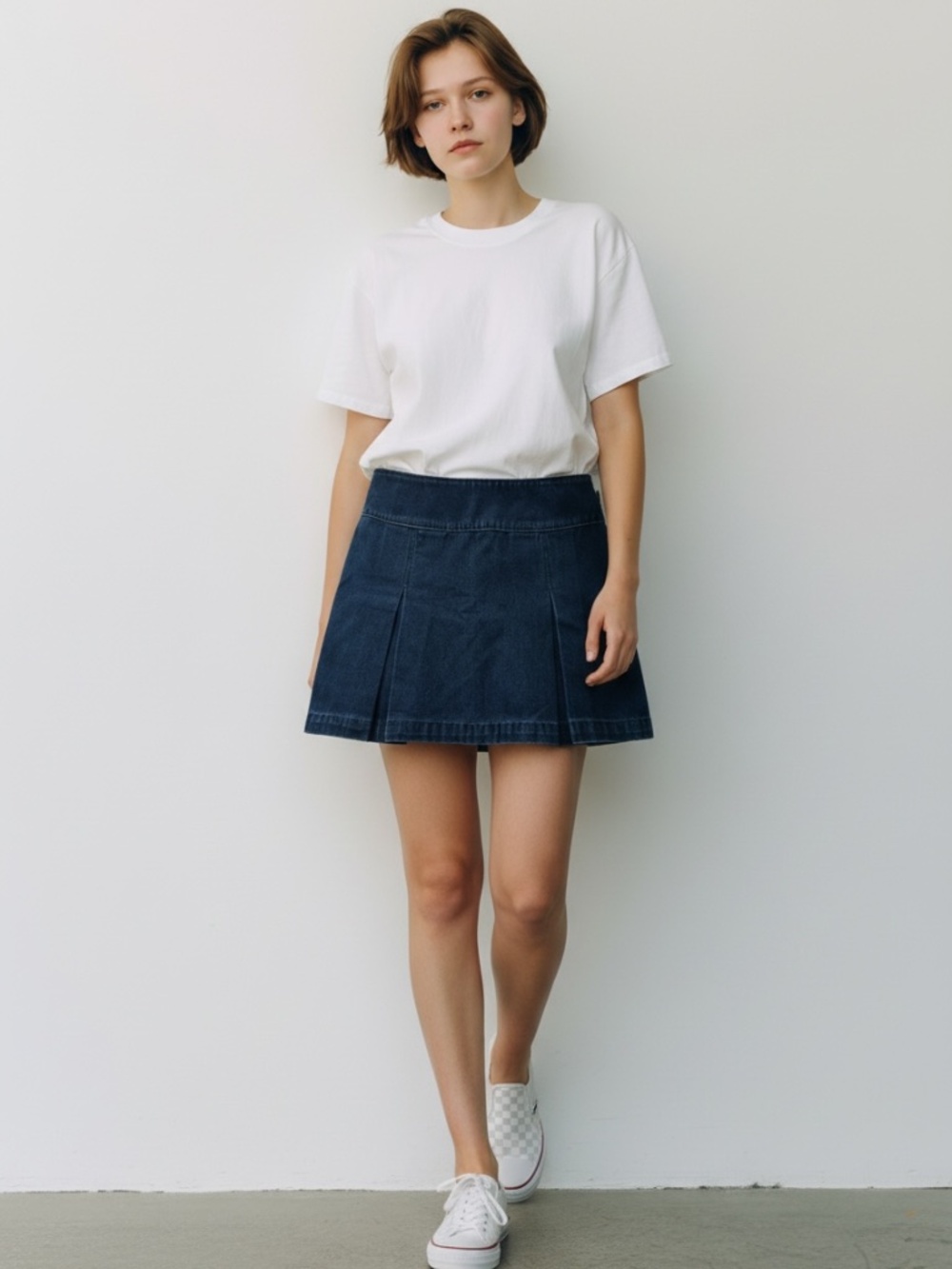EUC Tommy Hilfiger Y2K Dark Denim Pleated Tennis Mini Skirt Size 5